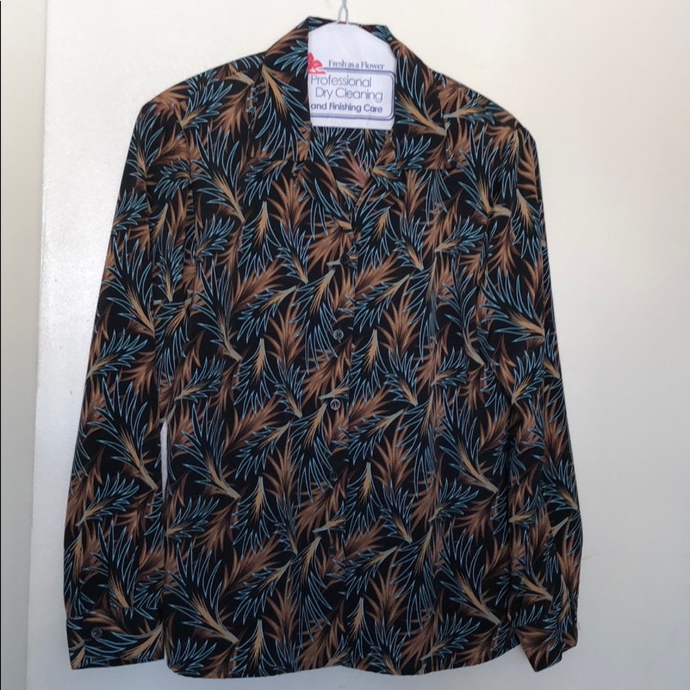 *FREE Vintage Notations Blouse *Free w/Bundle